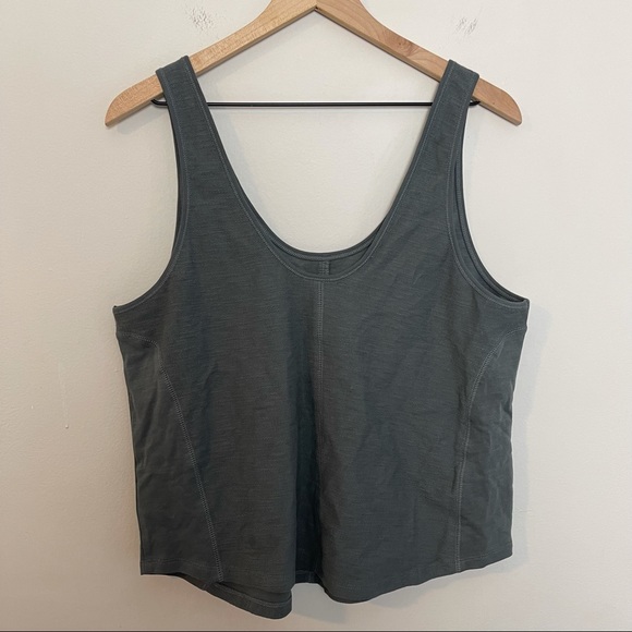 NWT GYMSHARK- Pause Tank Charcoal Baggy Boxy Tank - Picture 6 of 9